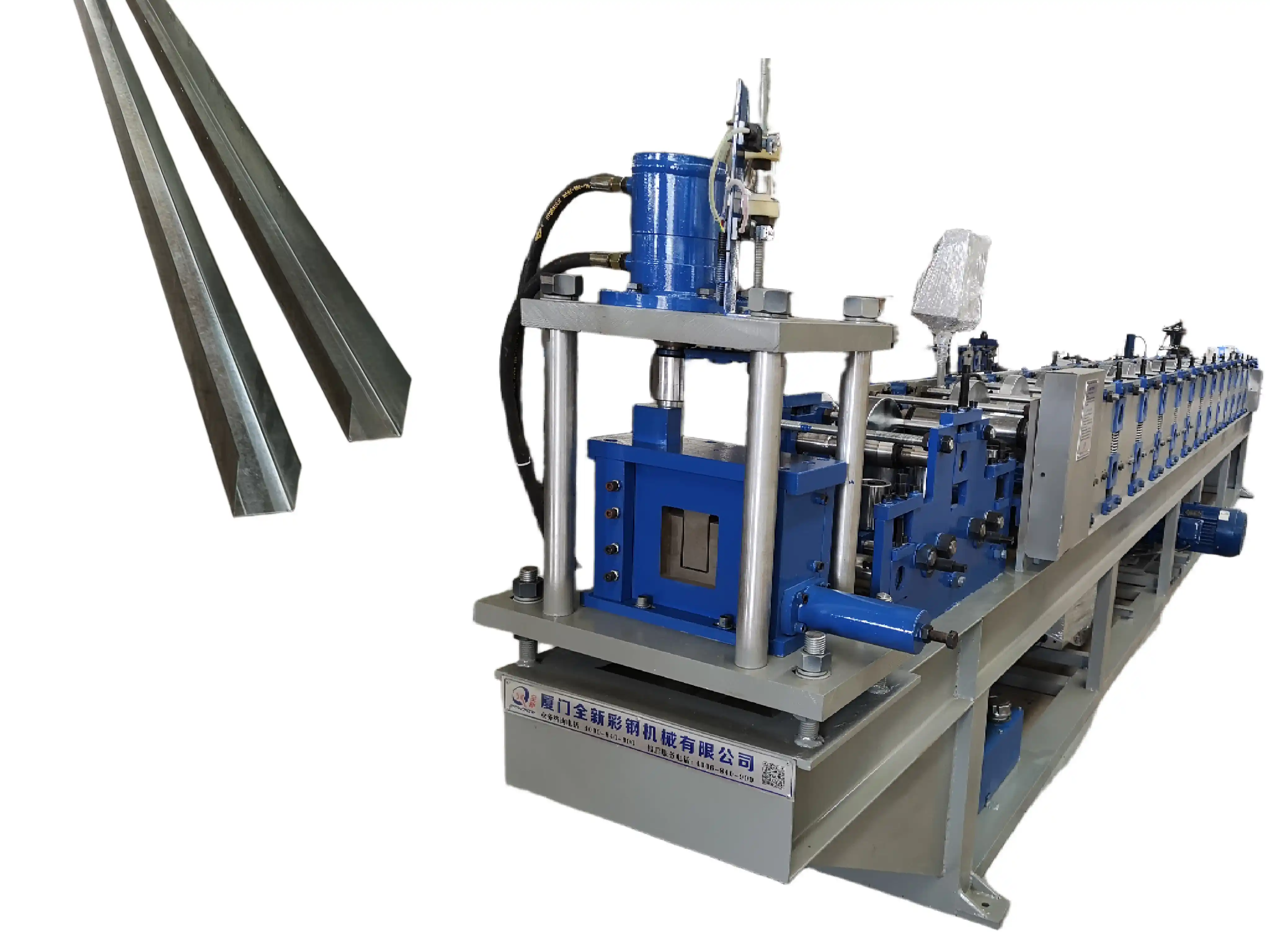 Macchina per la formatura di rulli a canale